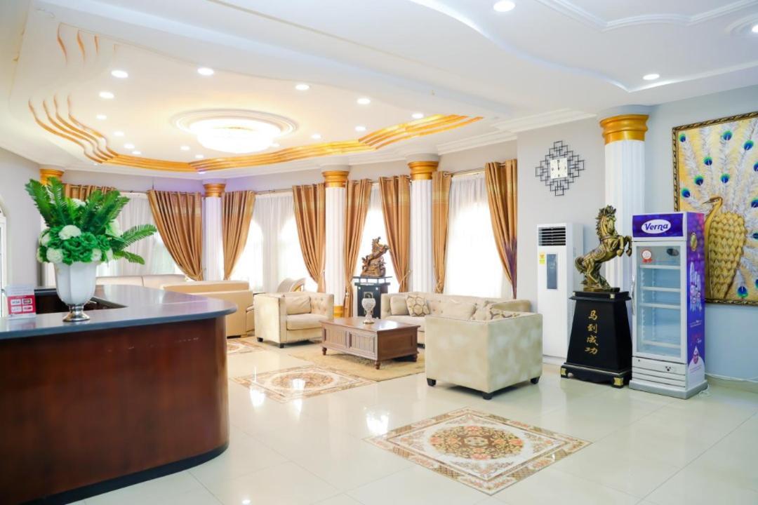 Afri-Royal Hotel Άκρα Εξωτερικό φωτογραφία